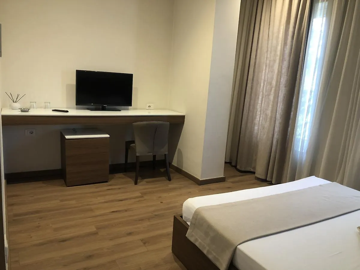 Bed & Breakfast Soleo Hotel Tirana