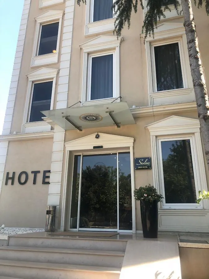 Soleo Hotel Tirana 3*,